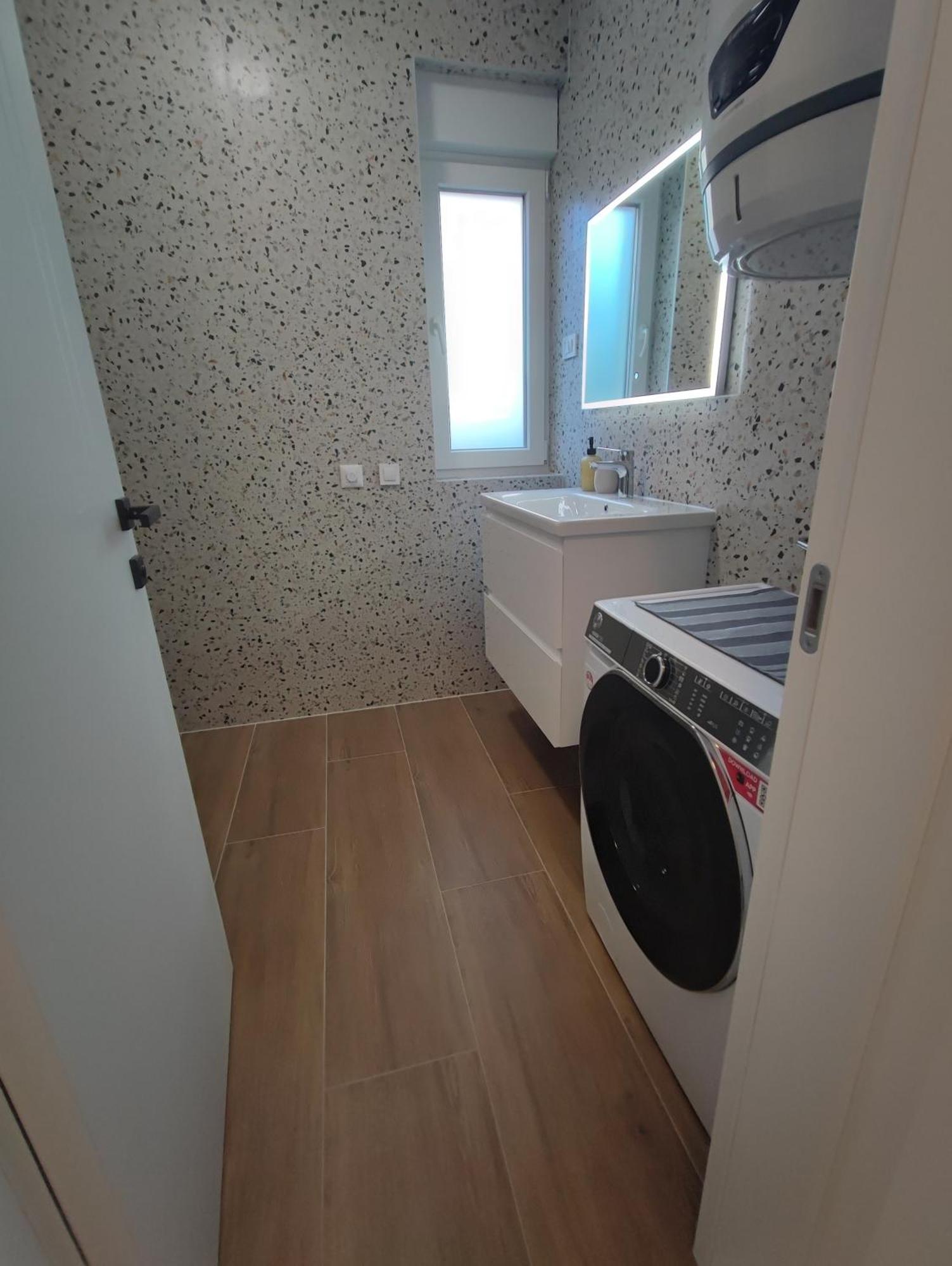 Apartman Lavanda -ซาดาร์ ภายนอก รูปภาพ