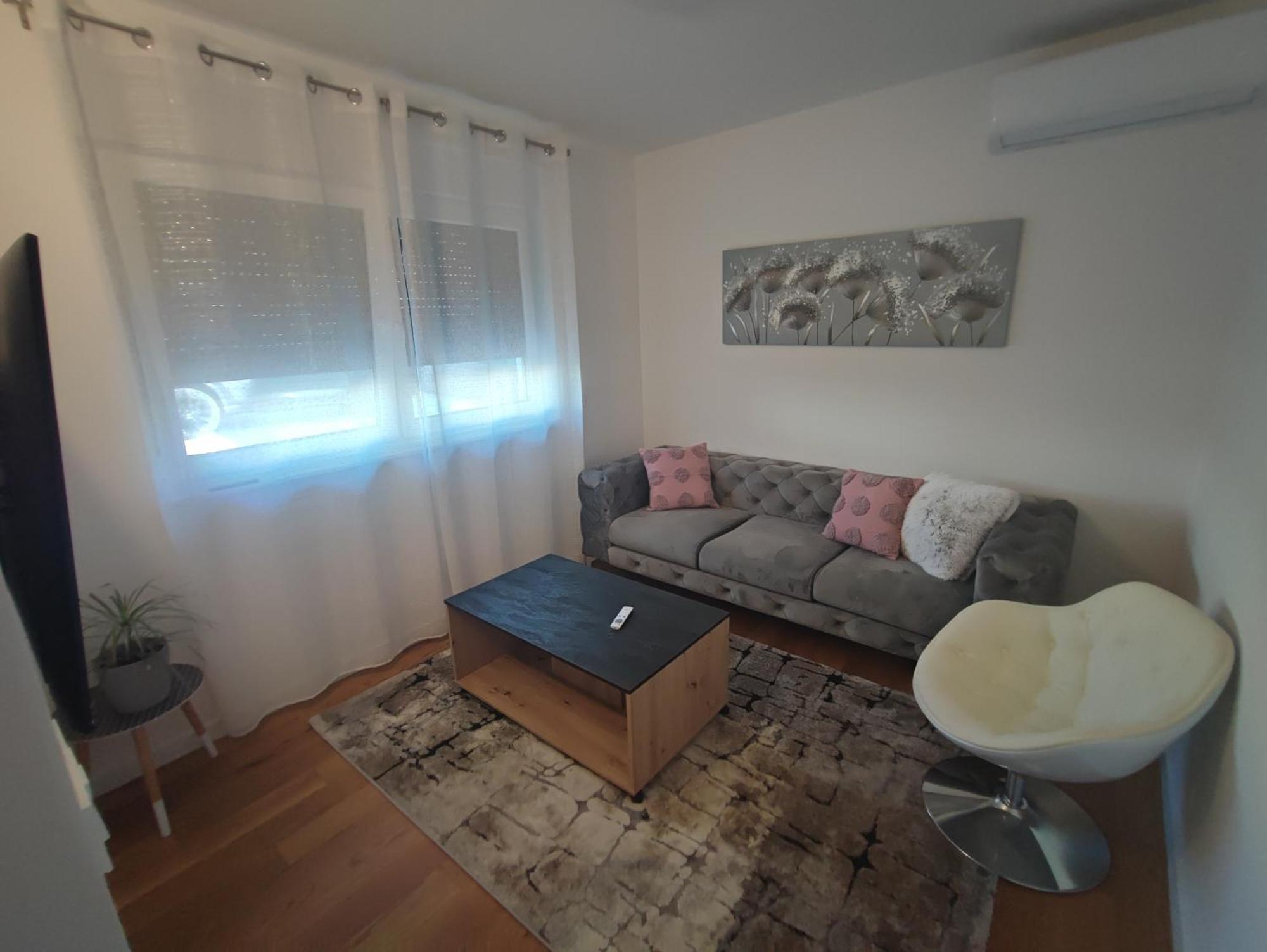 Apartman Lavanda -ซาดาร์ ภายนอก รูปภาพ