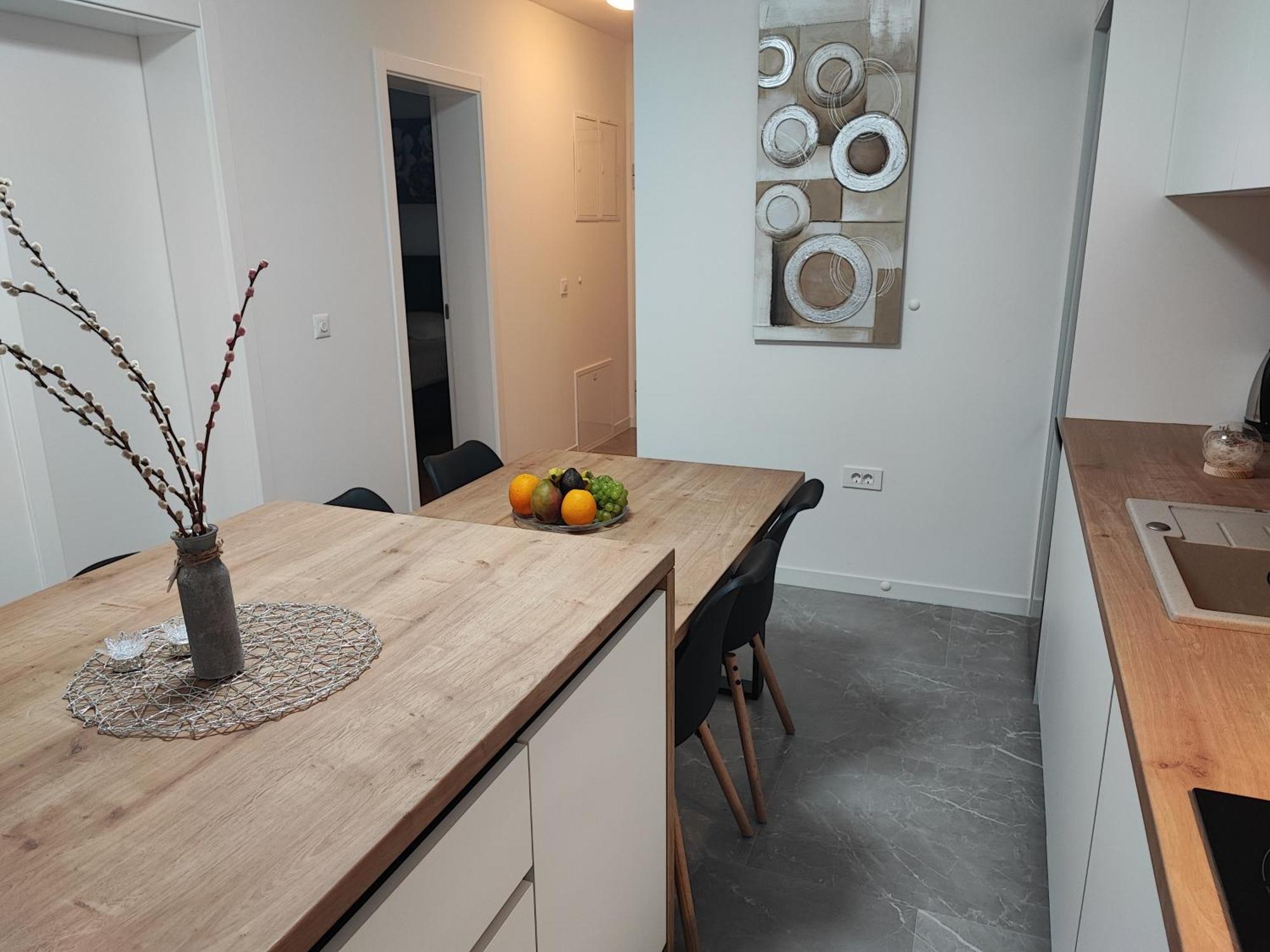 Apartman Lavanda -ซาดาร์ ภายนอก รูปภาพ